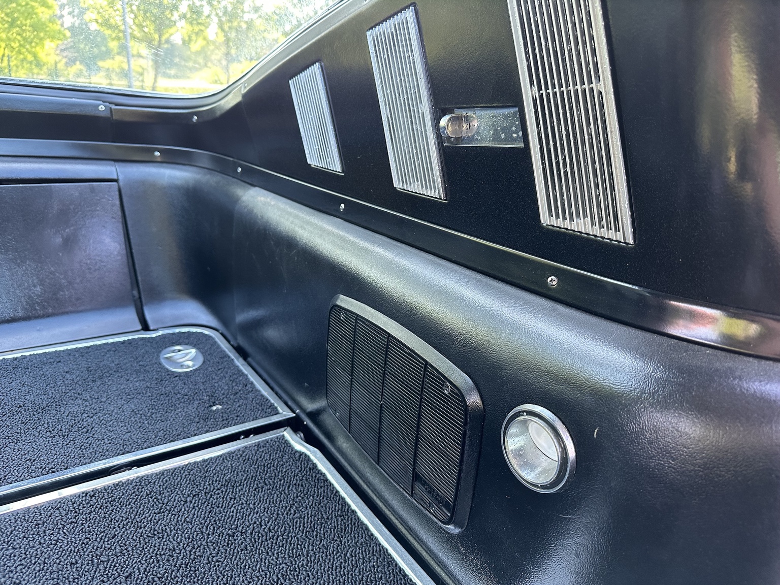 Interior image of 1965 Ford Mustang 289 Fastback