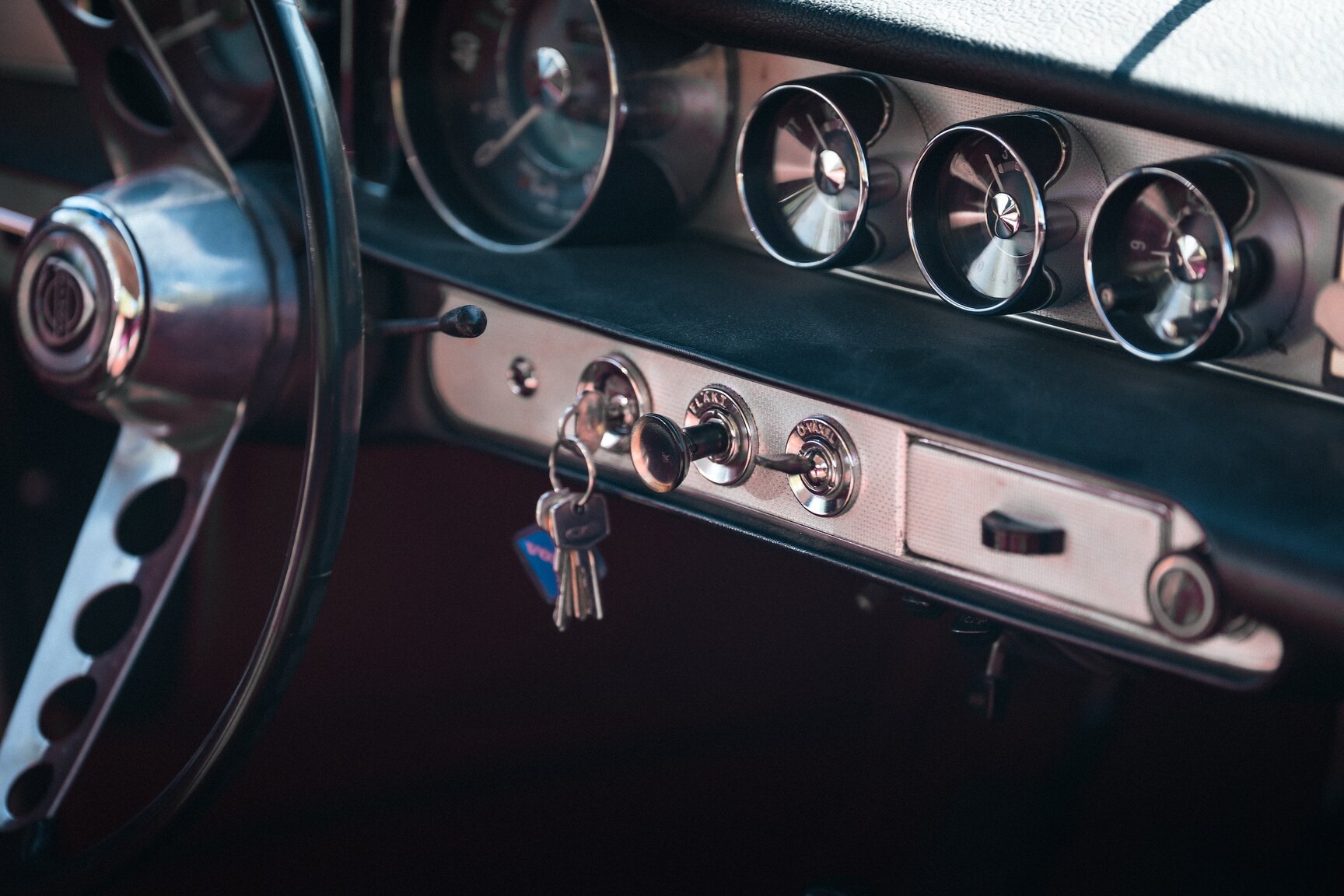 Interior image of 1963 Volvo 1800 S (9)