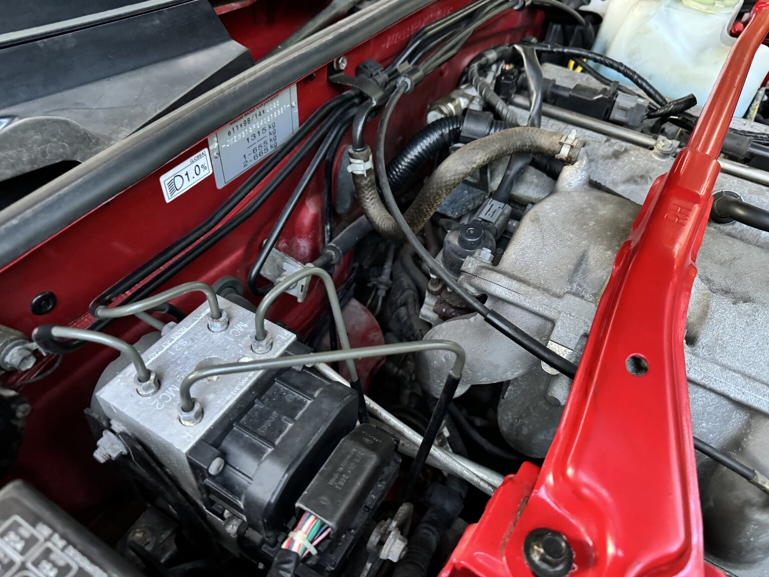 Image of 2004 Mazda MX-5 mechanics