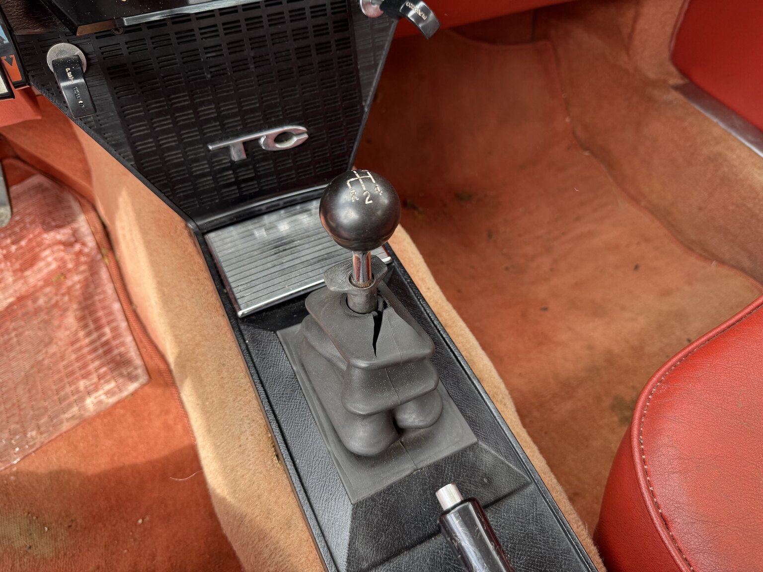 Interior image of 1967 Rover 2000 TC 2.0 OHC