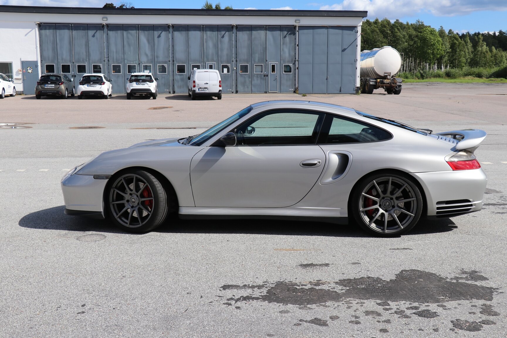 Exteriörbild på 2001 Porsche 911 Turbo