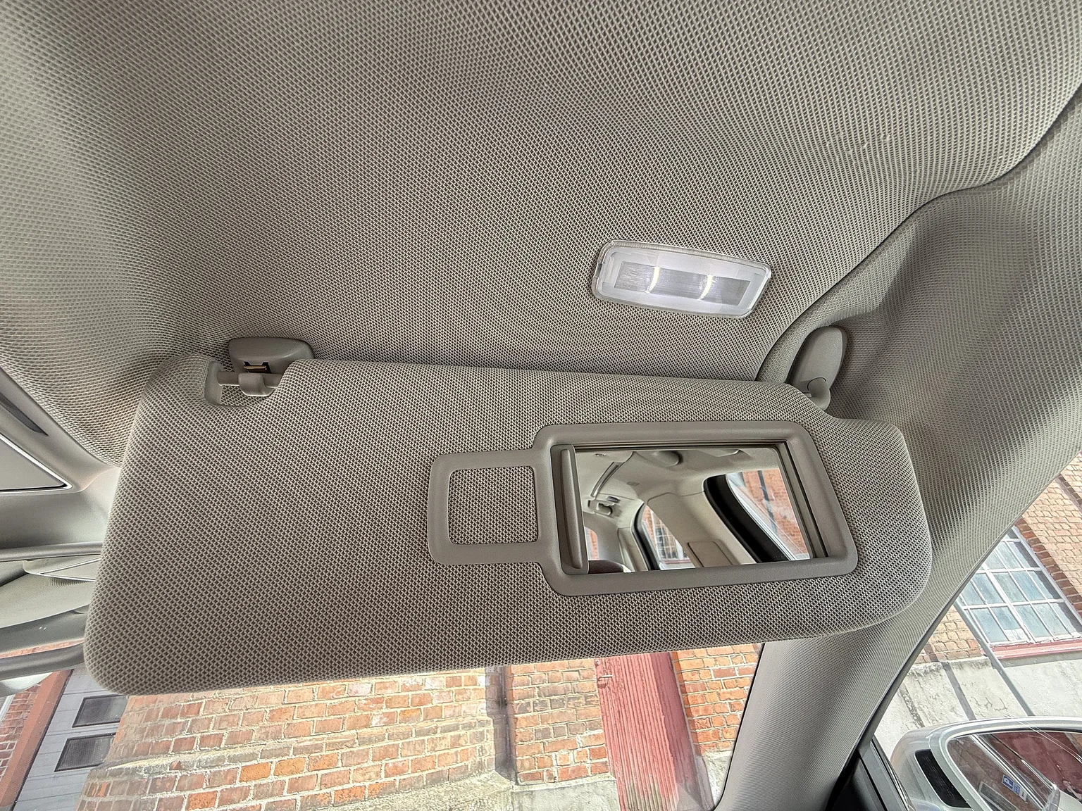 Interior image of 2014 Audi A8 4.0 TFSI (46)