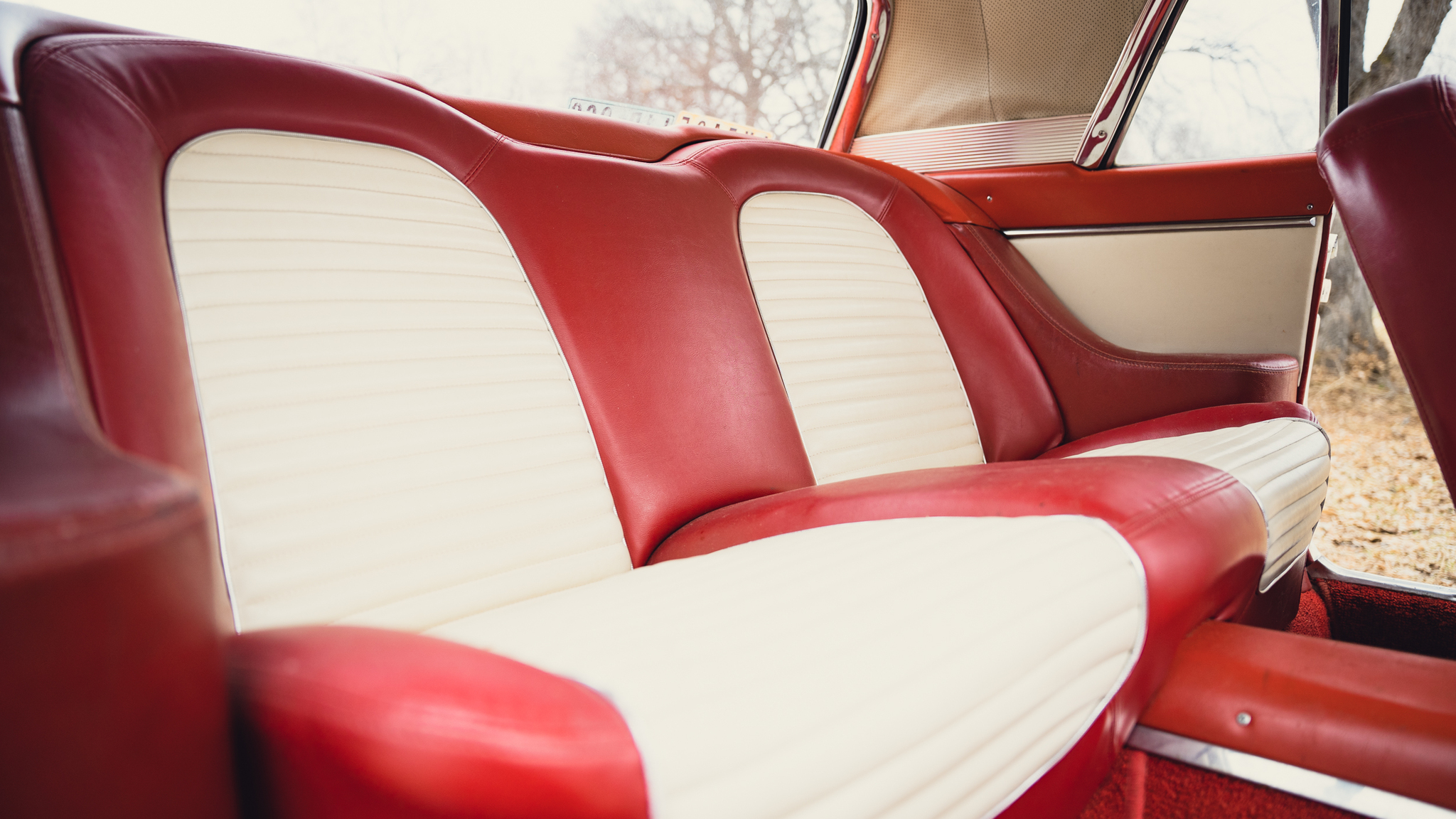 Innenraumfoto von 1959 Ford Thunderbird hardtop