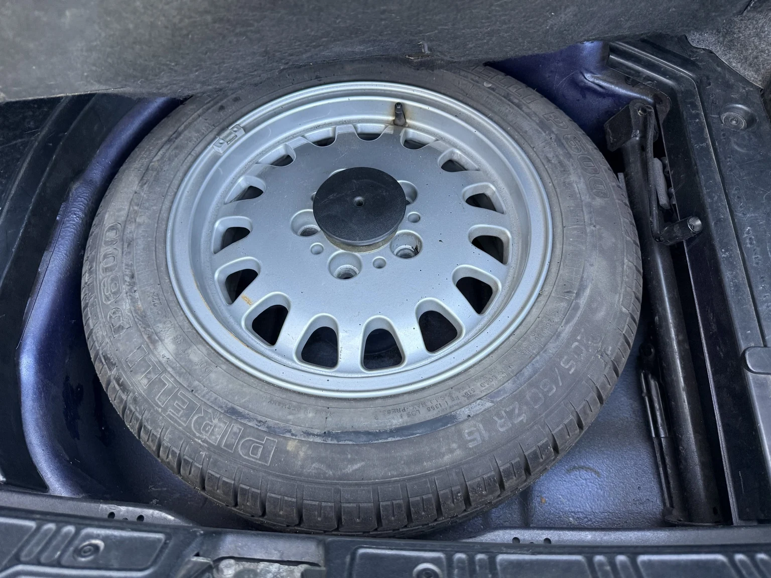 Innenraumfoto von 1993 ALPINA B6 2.8 (51)