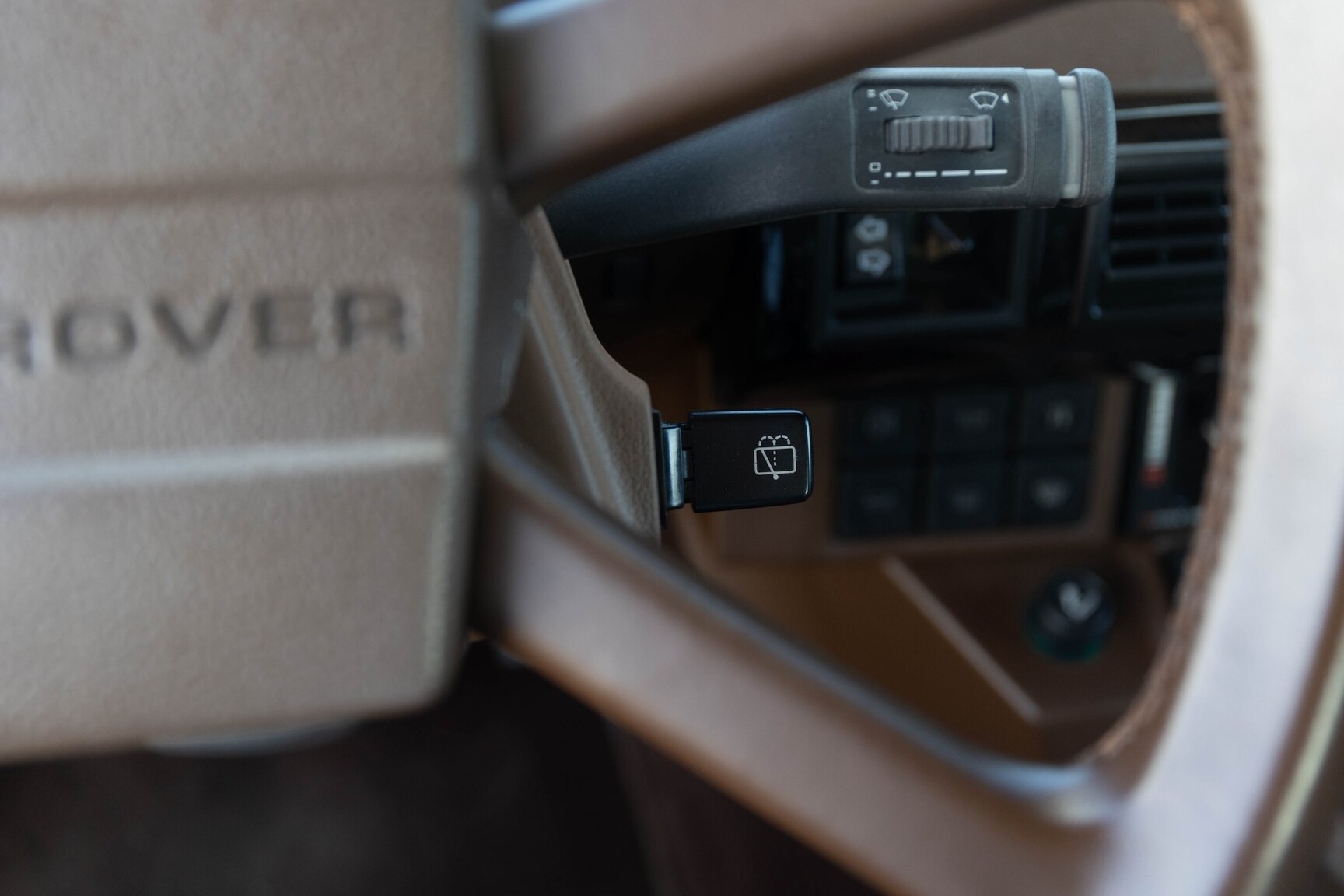 Innenraumfoto von 1991 Range Rover Restomod
