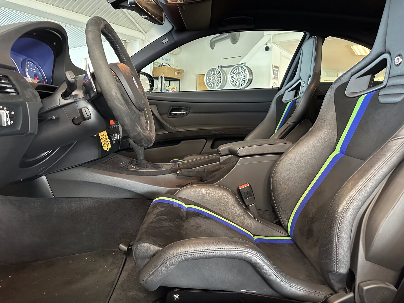 Interiörbild 2012 ALPINA B3 GT3 Switch-Tronic