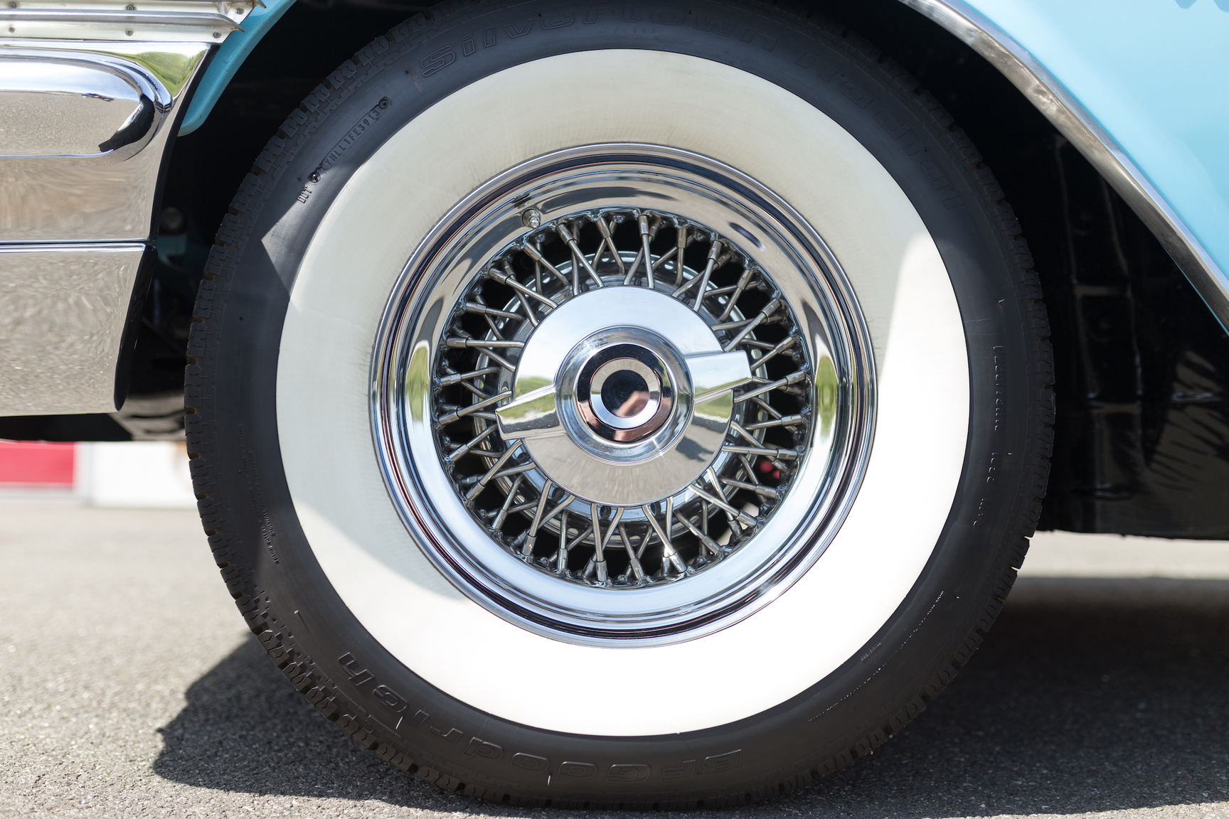 Exteriörbild på 1957 Chrysler New Yorker