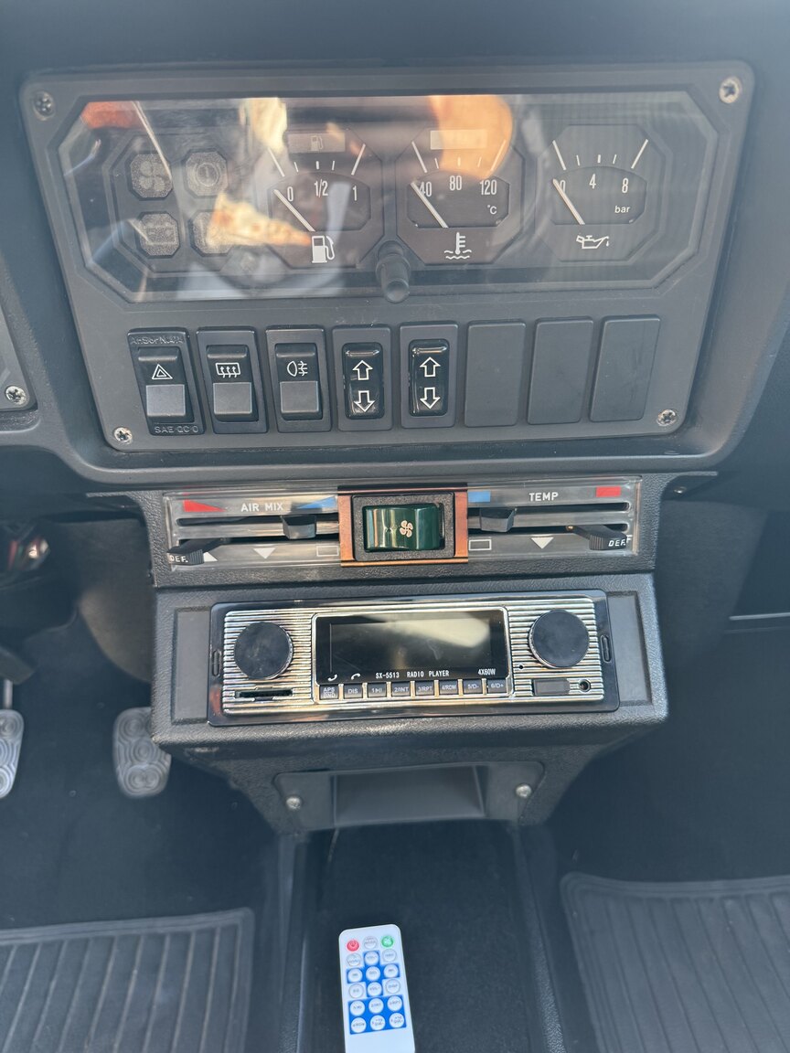 Interior image of 1986 Alfa Romeo Alfetta GTV 2.0