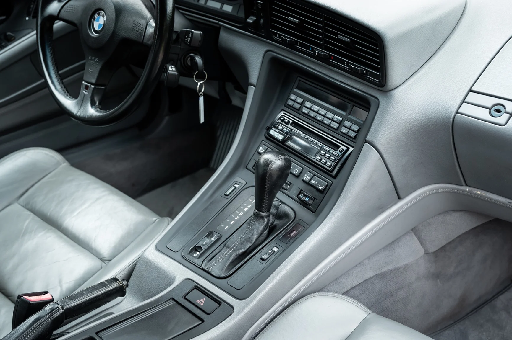 Interiörbild 1991 BMW 850i (16)