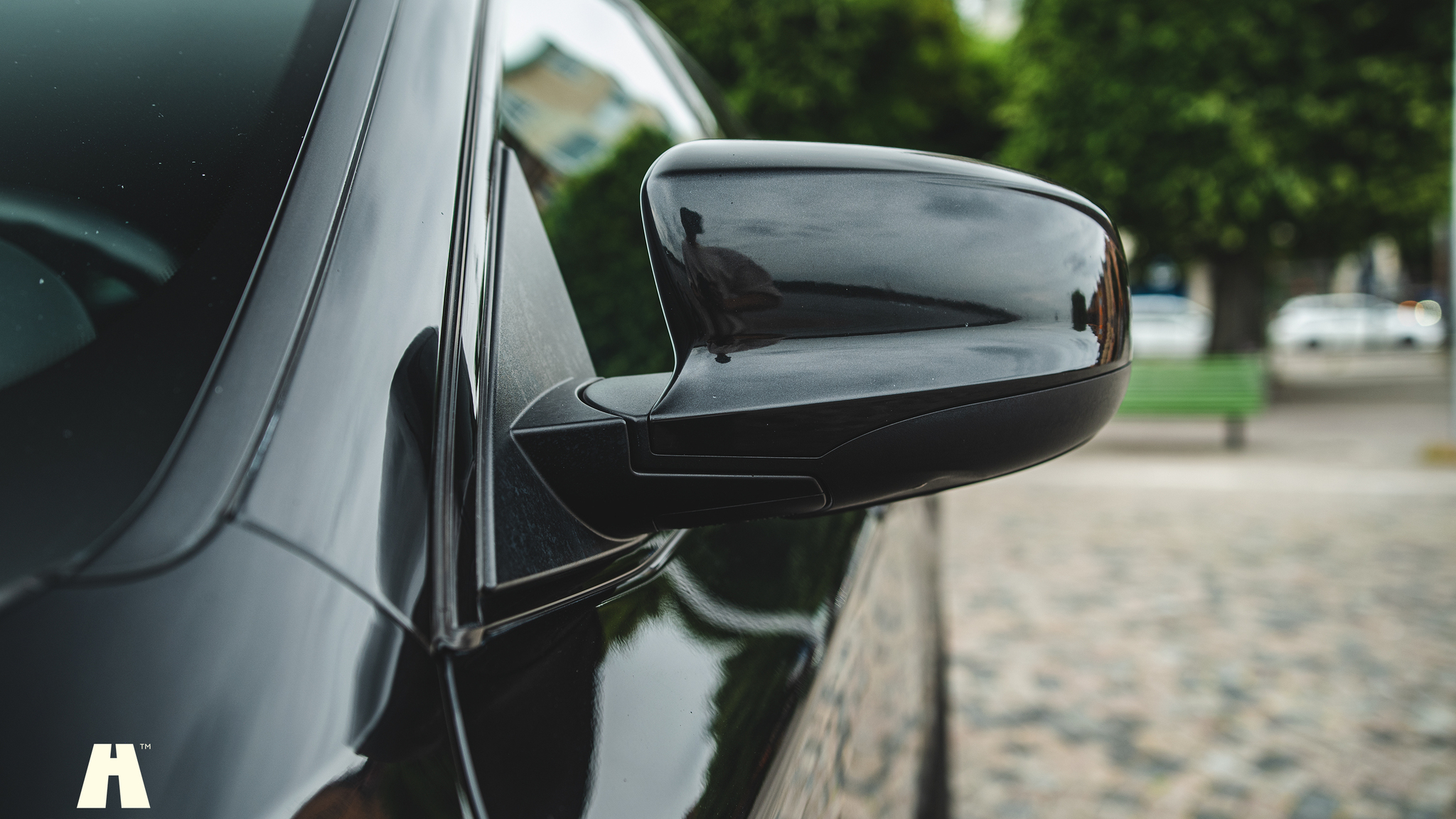 Exteriörbild på 2010 BMW X6 M Ferrita 555HK (46)