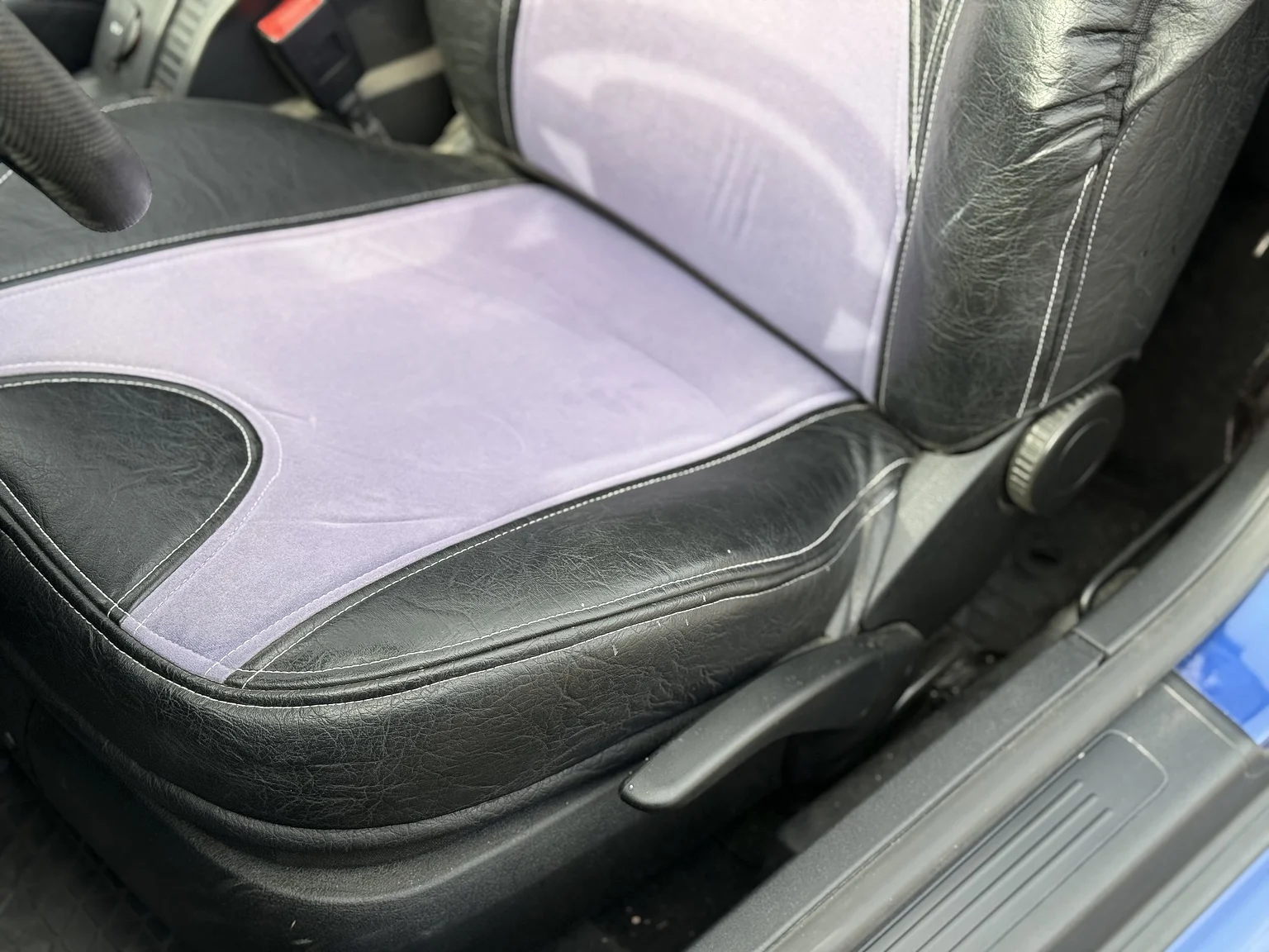 Interior image of 2007 VW Beetle 1600 Cabriolet  (5)