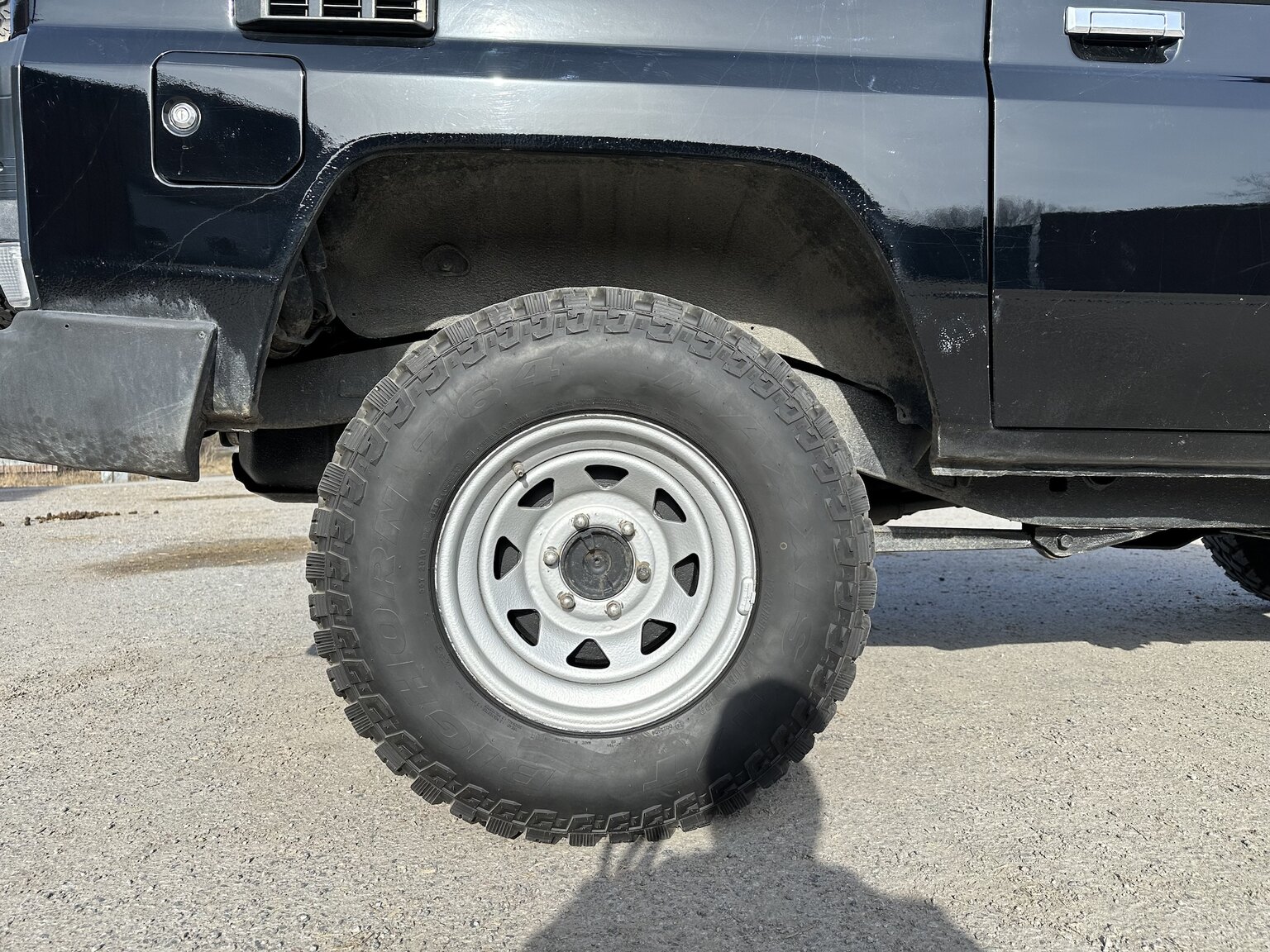 Exterior image of 1993 Toyota Land Cruiser Serie 70