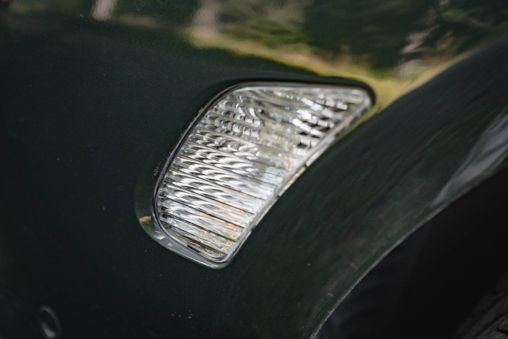 Exterior image of 2005 Porsche Cayenne Turbo WLS