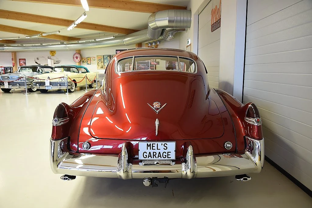Bild von 1949 Cadillac Sedanette (7)