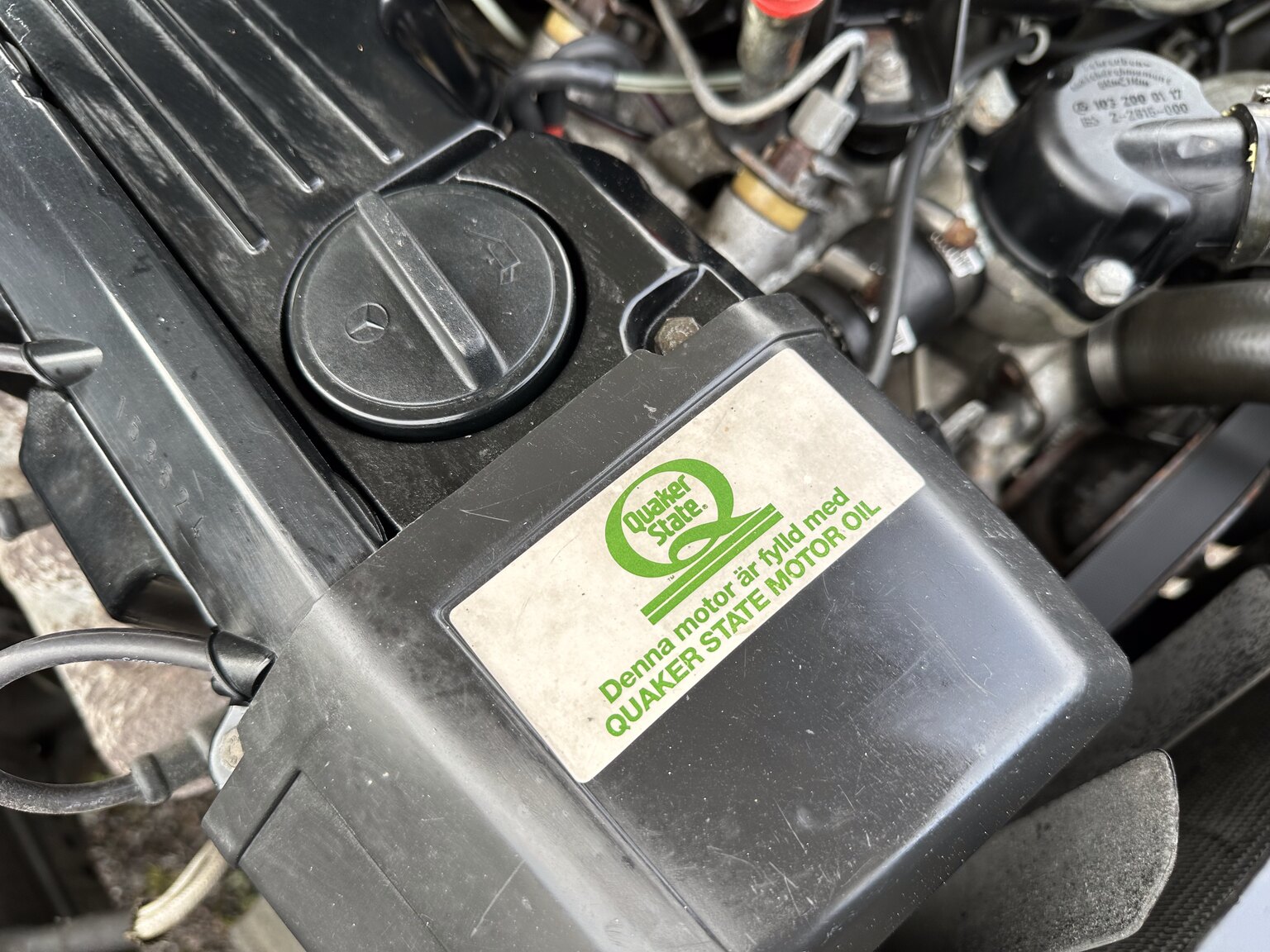 Image of 1987 Mercedes 300 SE mechanics
