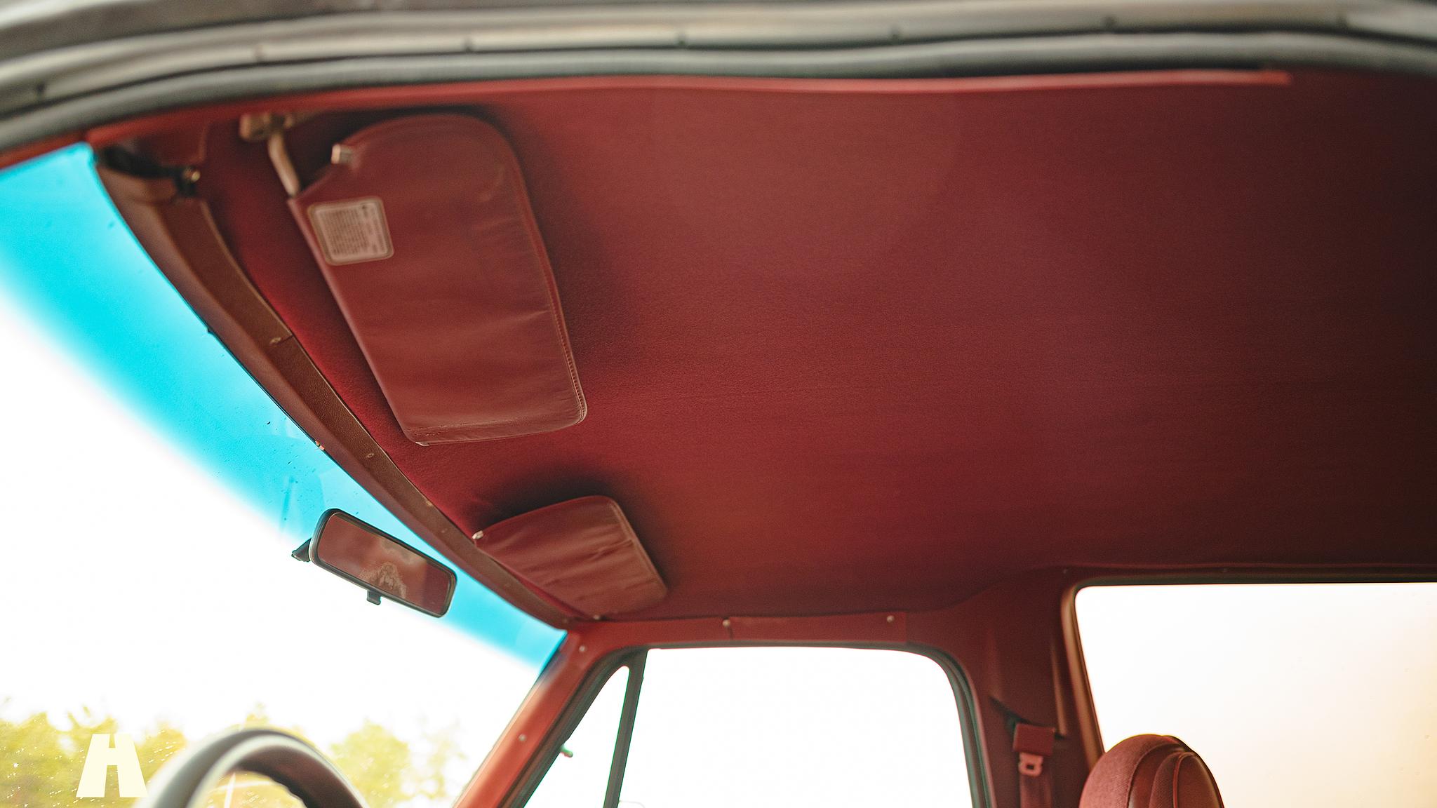 Interior image of 1986 Dodge Ramcharger