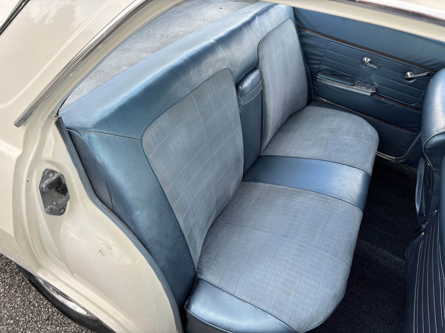 Interiörbild 1965 Opel Record Deluxe