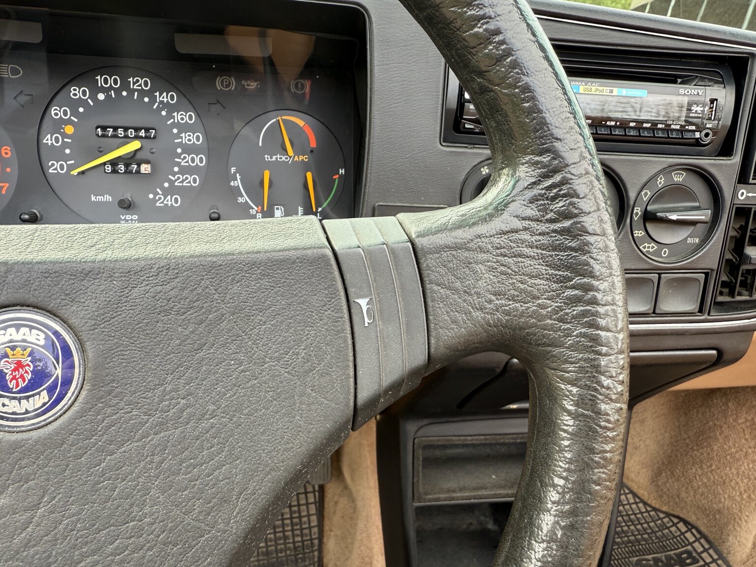 Interior image of 1987 SAAB 900 Cabriolet 2.0 Turbo T16