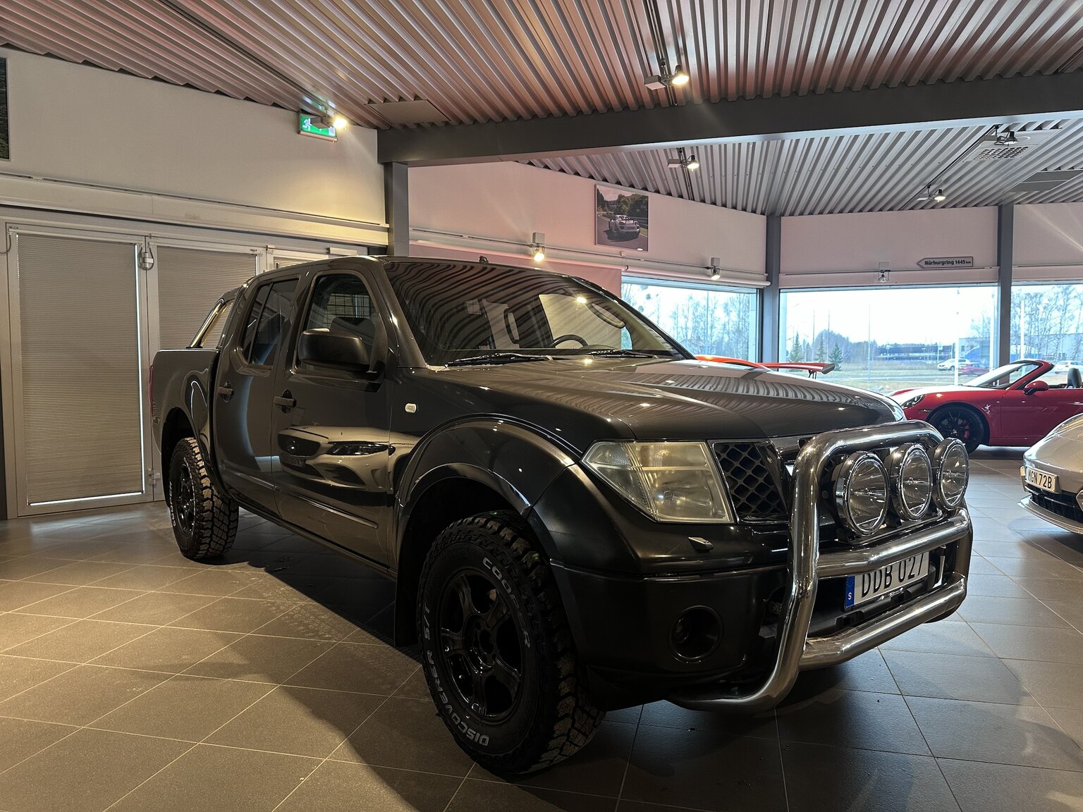 Exteriörbild på 2006 Nissan Navara A-traktor (7)