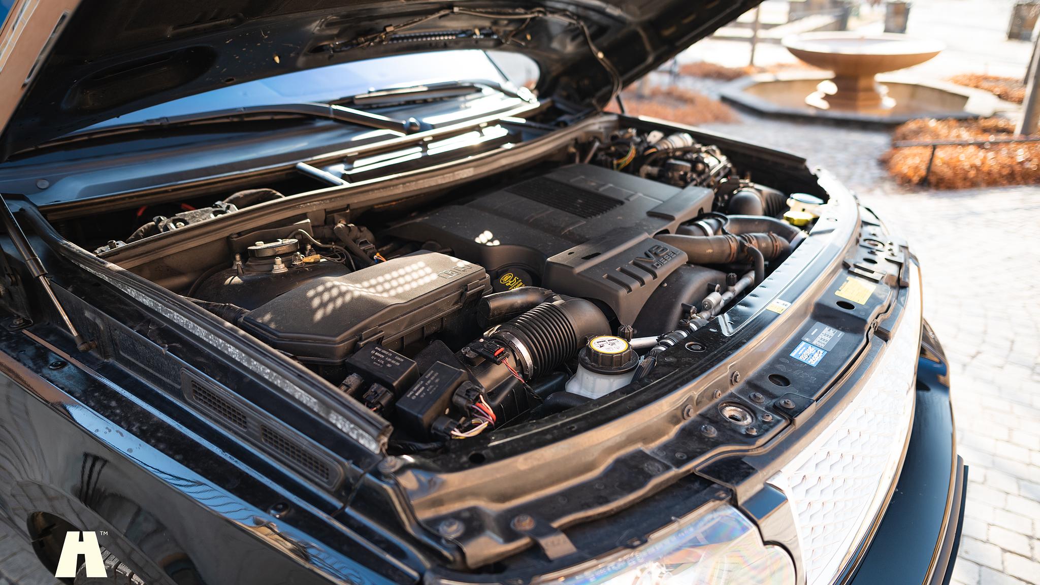 Image of 2012 Land Rover Range Rover Westminster TDV8 (L322) mechanics
