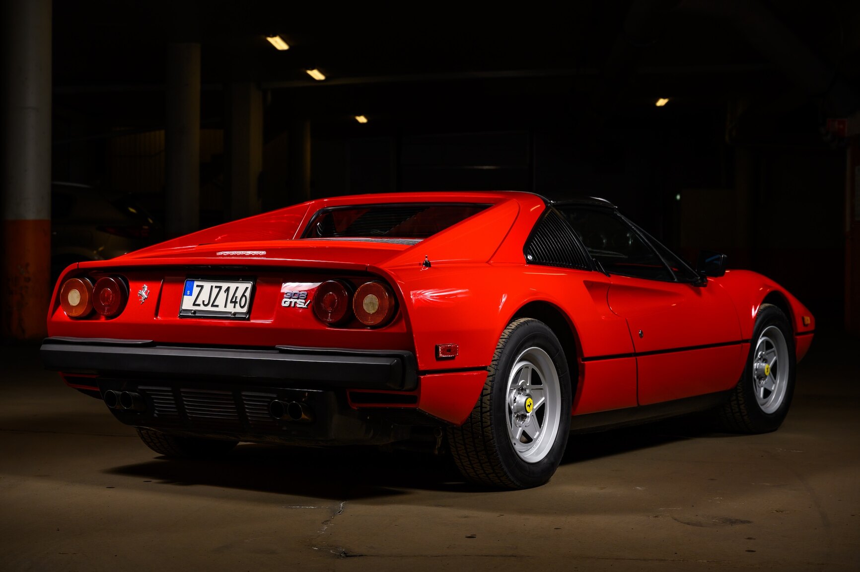 Aussenfoto 1982 Ferrari 308 GTSI