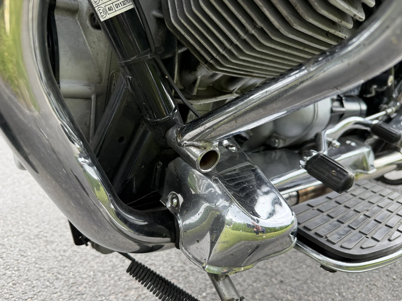Image of 2001 Moto Guzzi California EV mechanics (30)