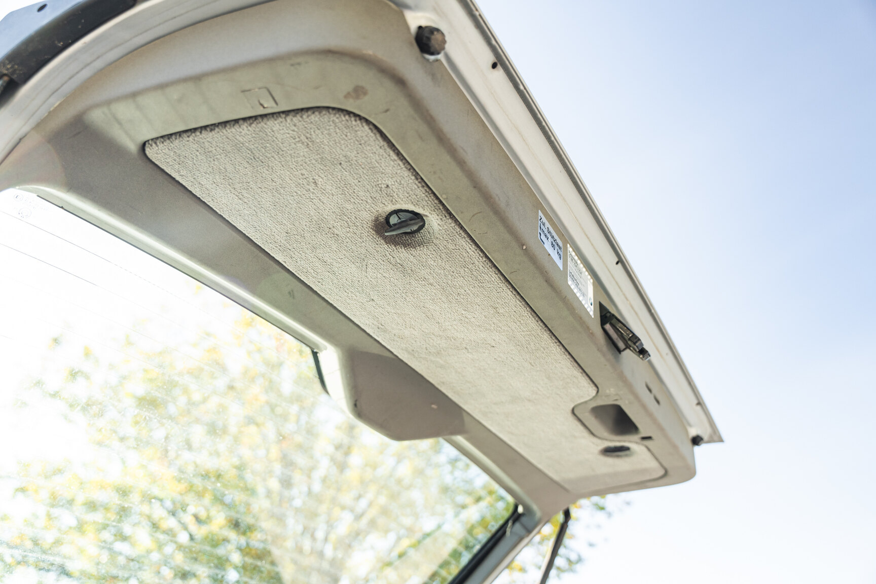 Interior image of 1994 BMW 520i E34