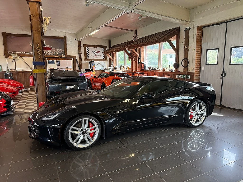 Bild von 2017 Chevrolet Corvette (2)