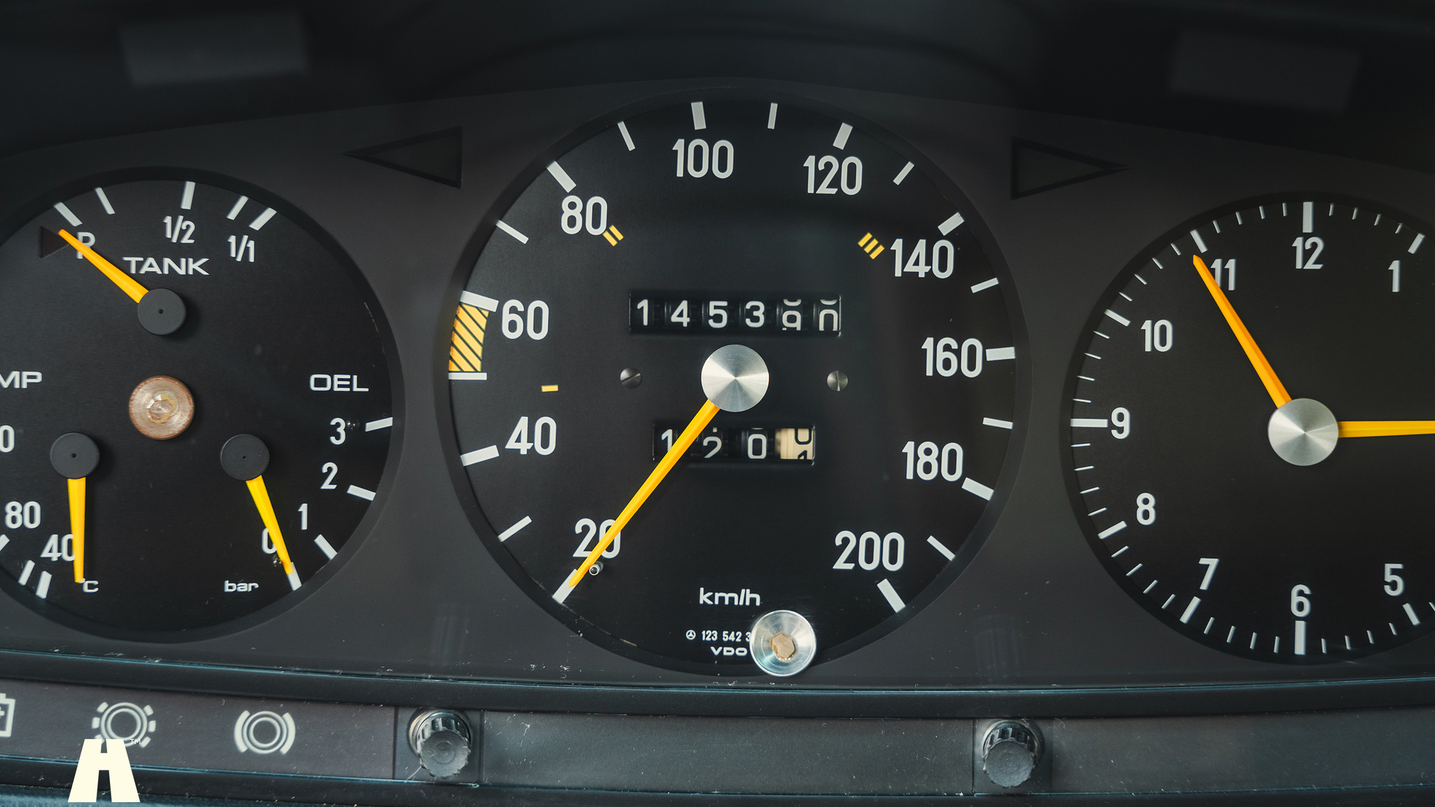 Interiörbild 1979 Mercedes Benz 230