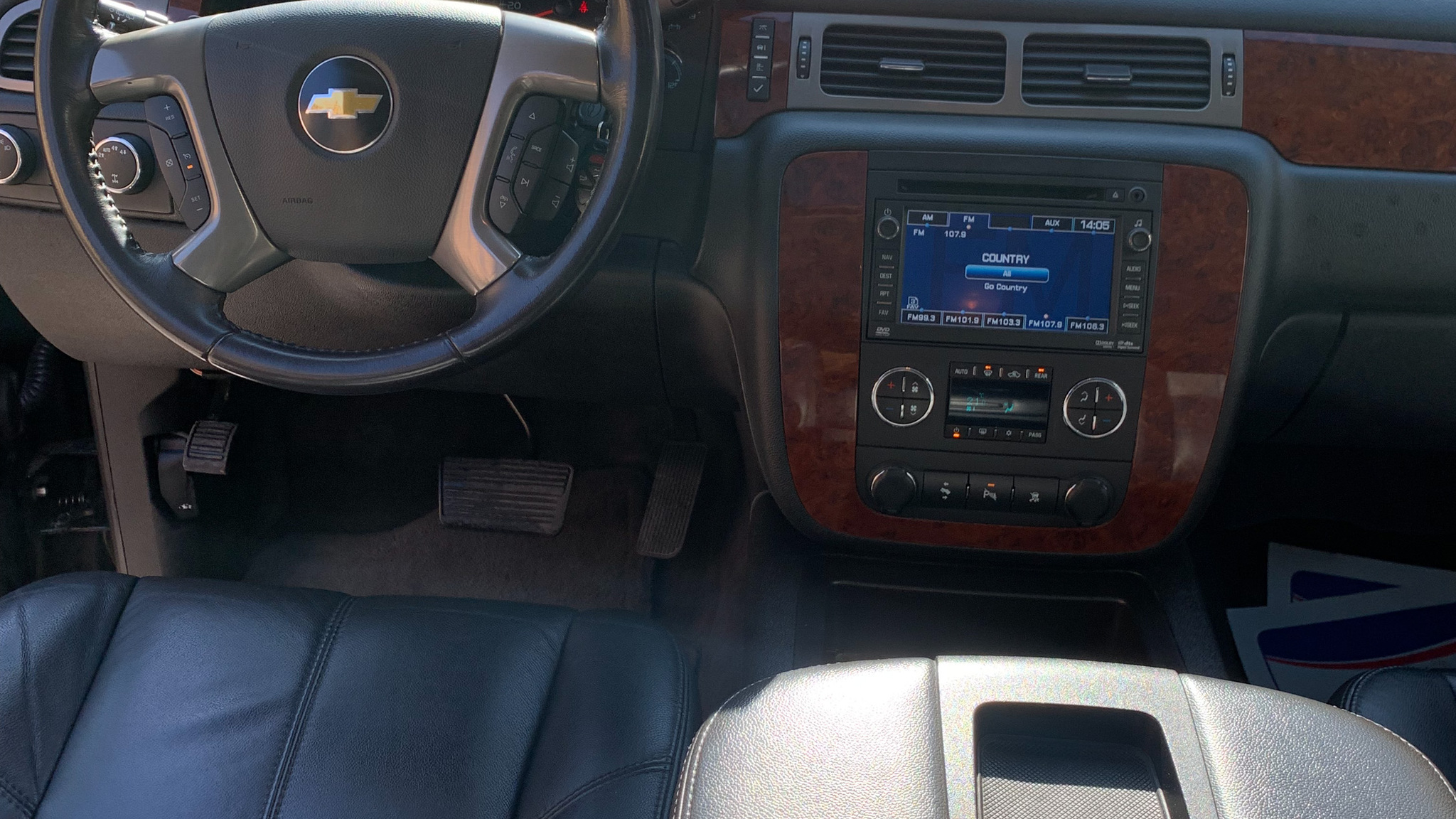 Interior image of 2011 Chevrolet Suburban