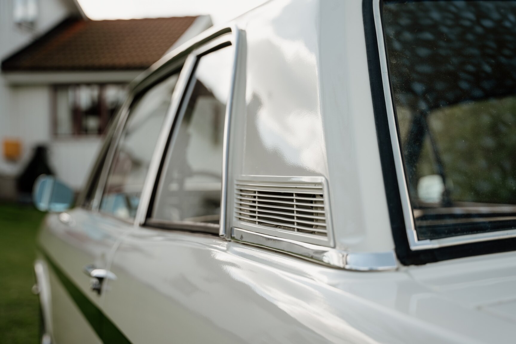 Exterior image of 1968 Ford Cortina Lotus (44)
