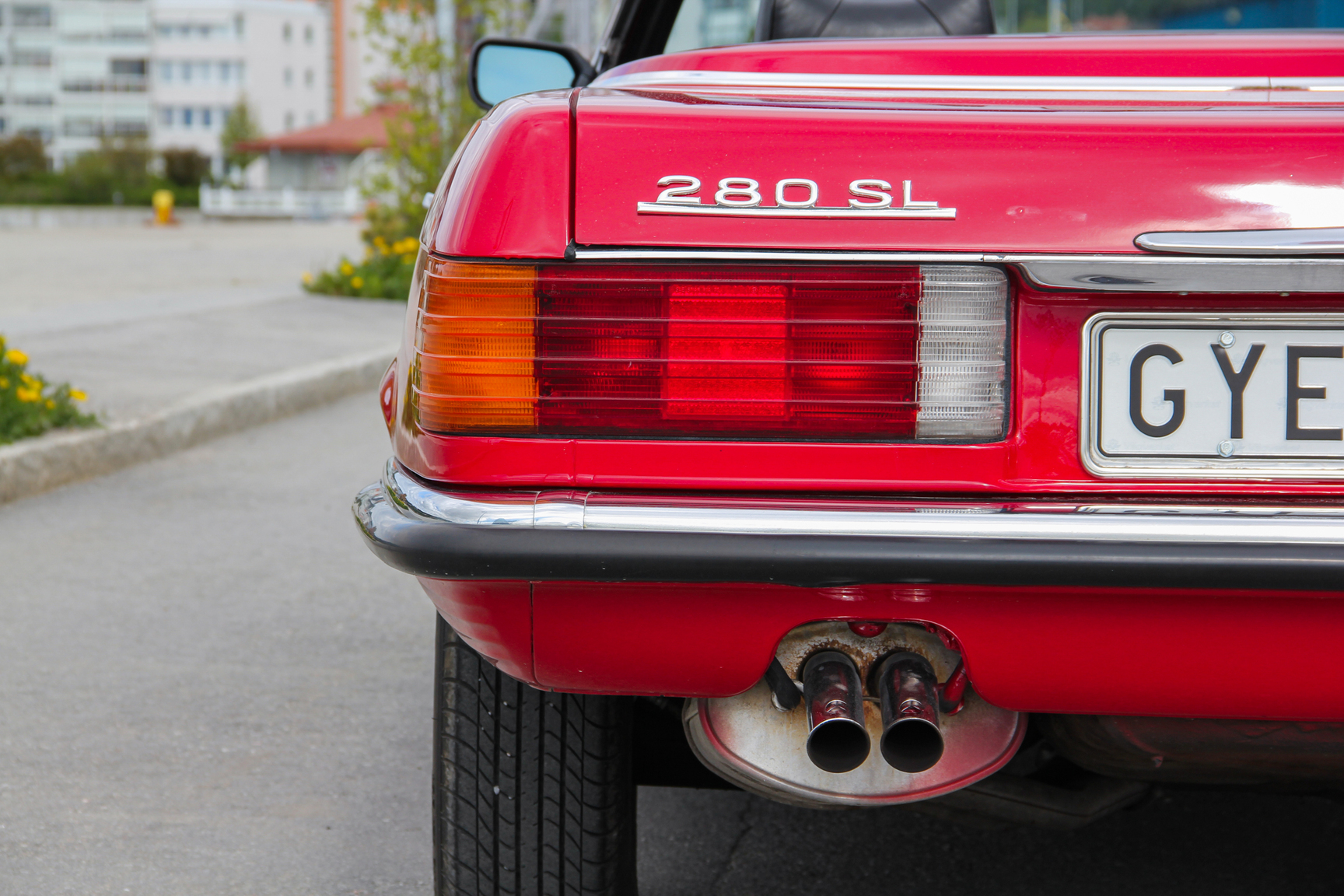 Aussenfoto 1975 Mercedes-Benz 280 SL