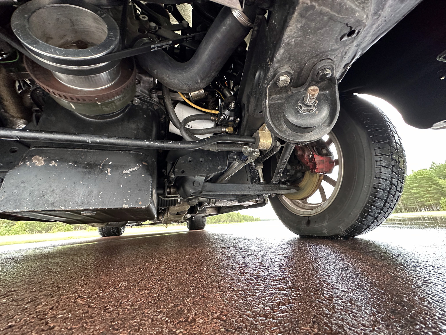 Image of 1964 Ford Fairlane 500 Sport Coupé mechanics (68)