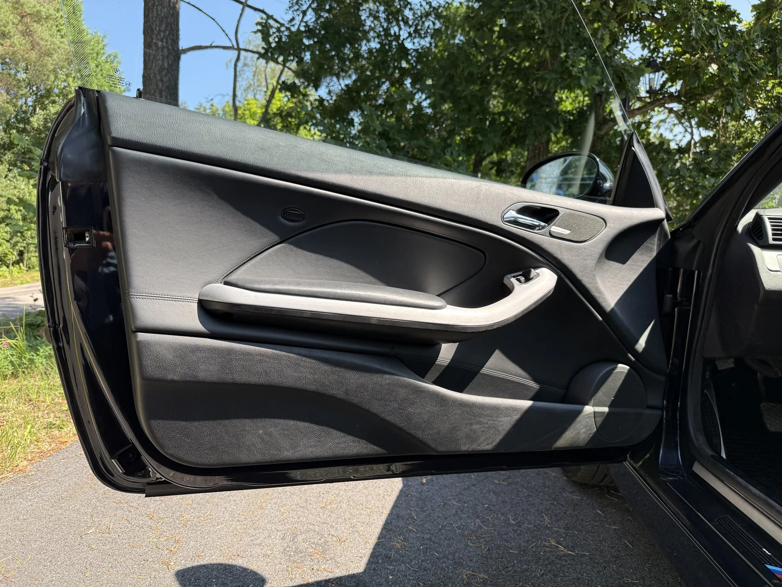 Innenraumfoto von 2004 BMW M3 Coupé (2)