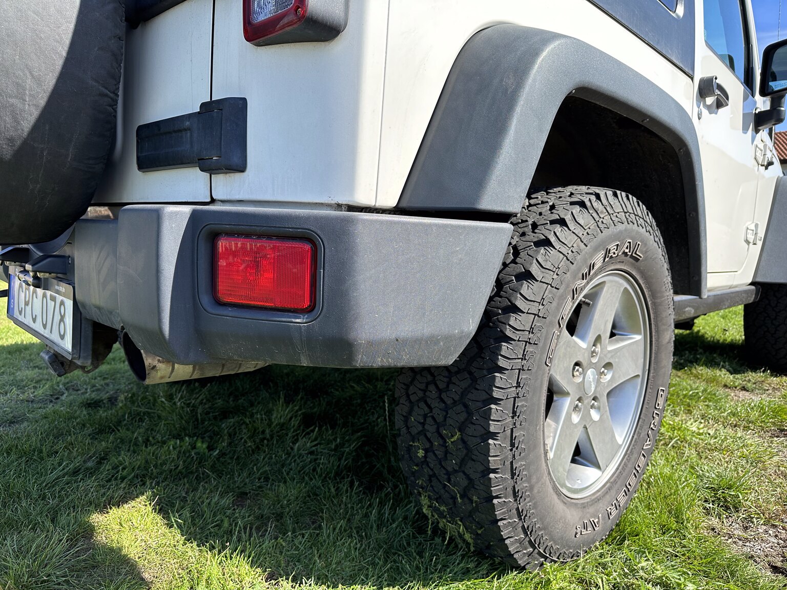 Exterior image of 2010 Jeep Wrangler Rubicon (54)