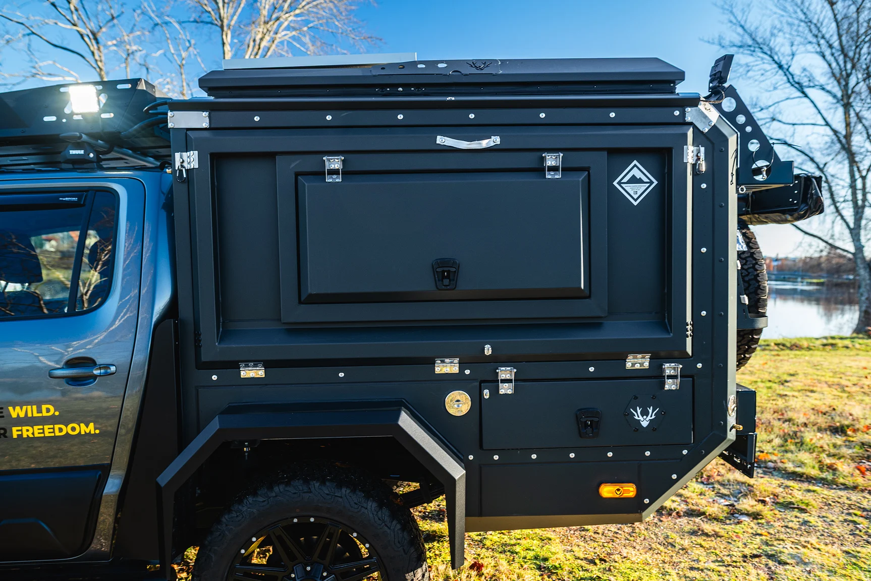 Exterior image of 2020 Northea Camper Expedition Volkswagen Amarok (83)