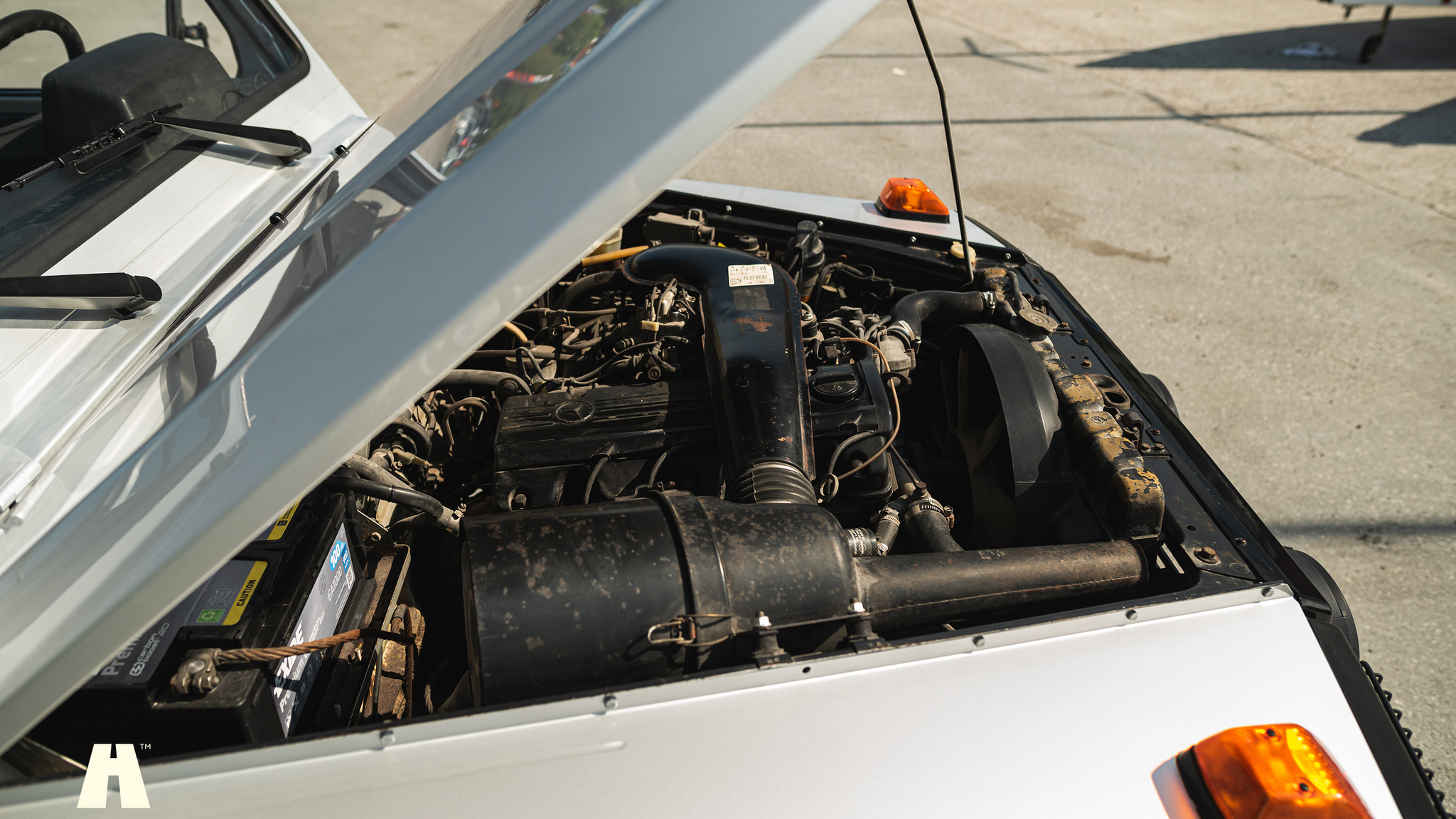 Image of 1985 Mercedes 230GE Cabrio mechanics