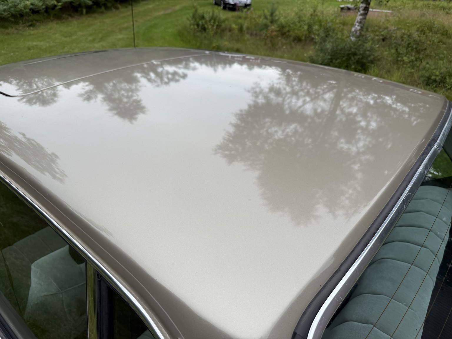 Exterior image of 1976 Volvo 264 V6 GL Automatisk