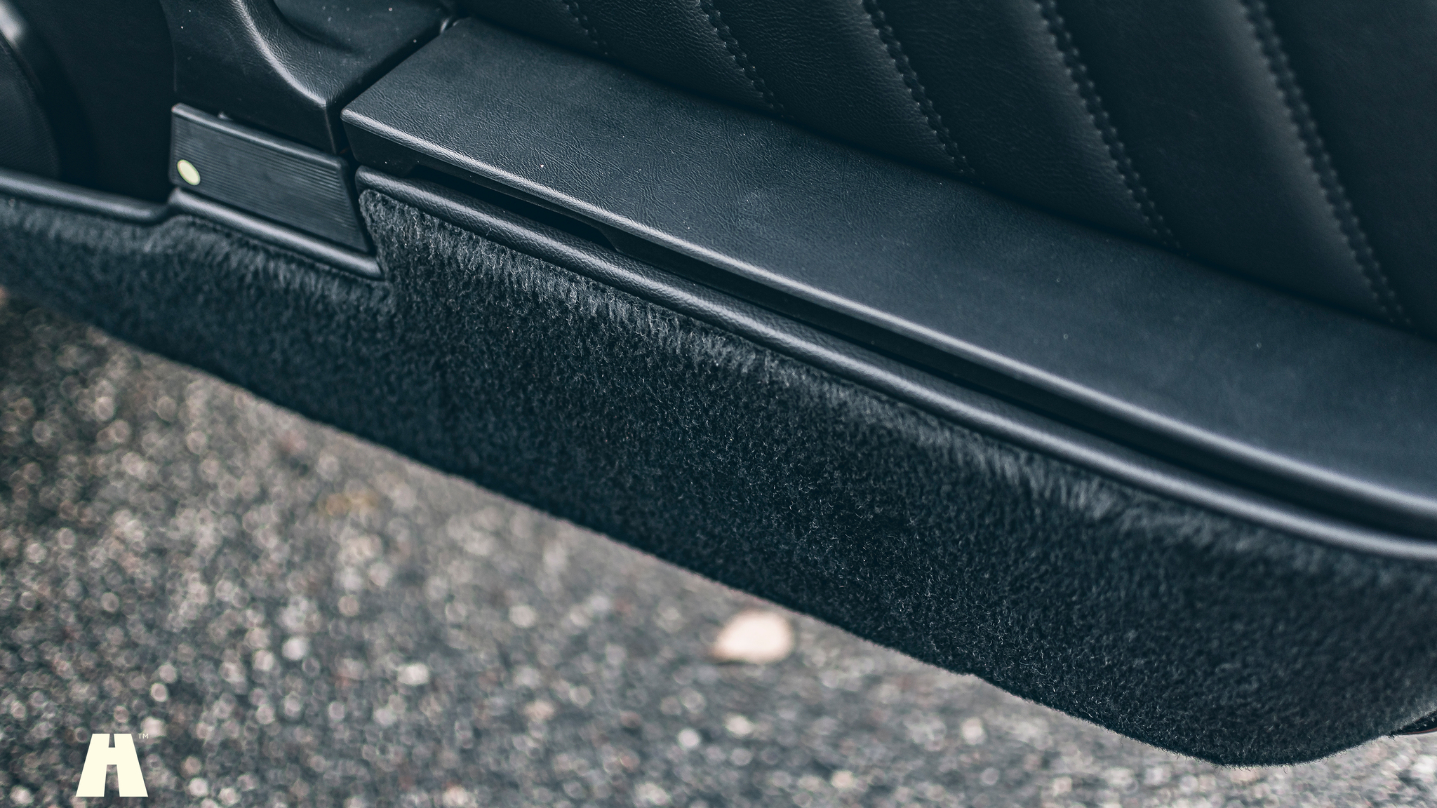 Innenraumfoto von 1989 Porsche 911 Carrera 3.2 Targa (27)