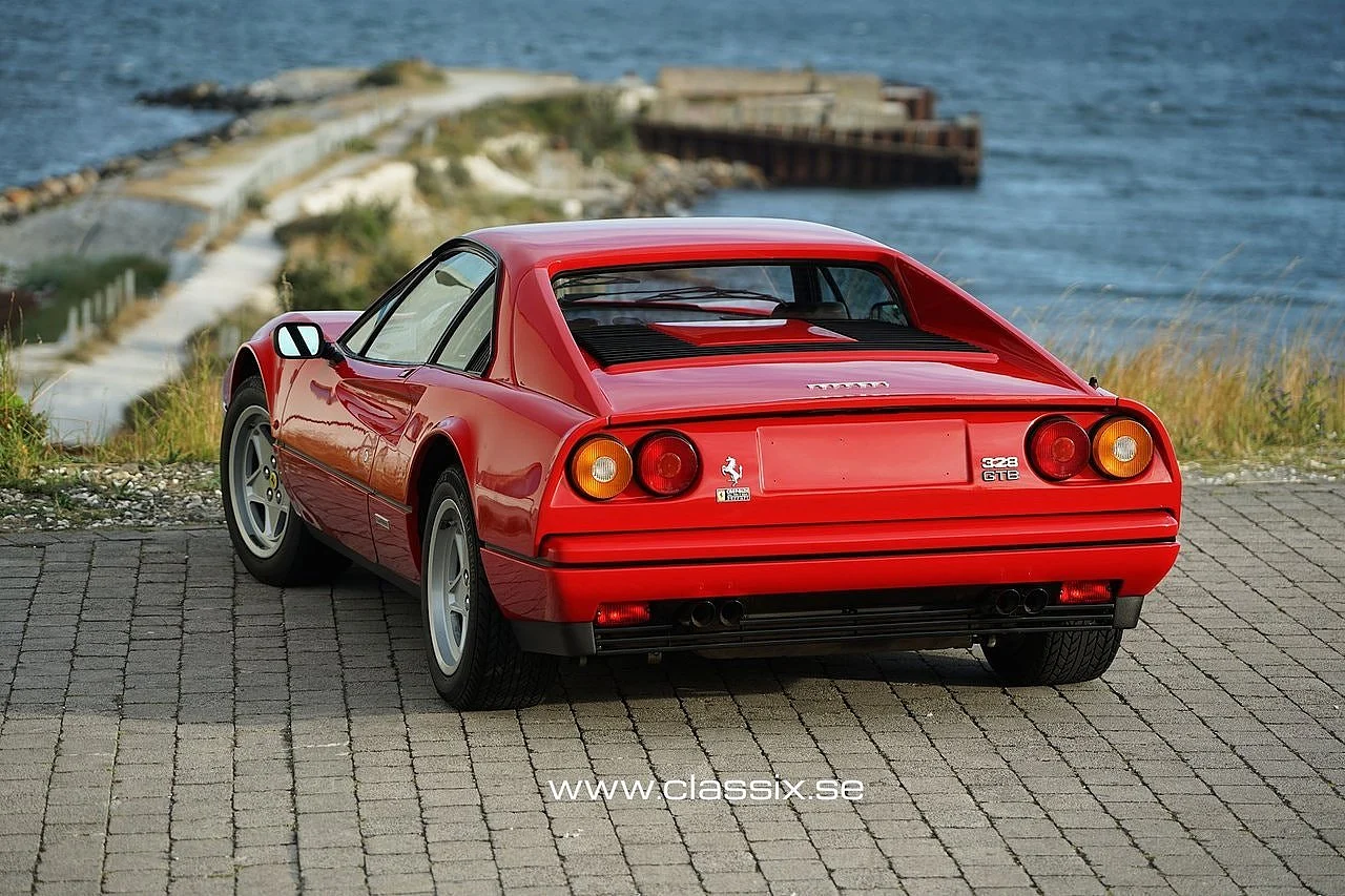 Bild von 1985 Ferrari 328 (14)
