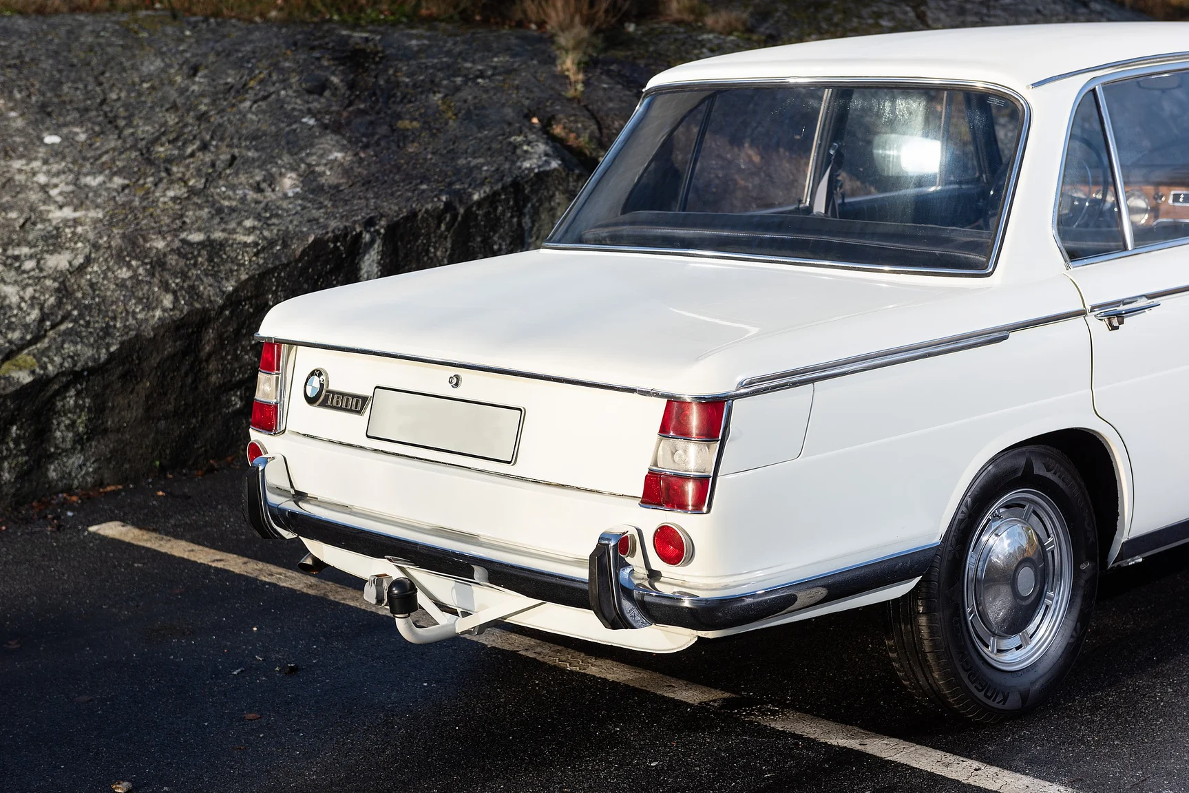 Exteriörbild på 1964 BMW 1800 (12)