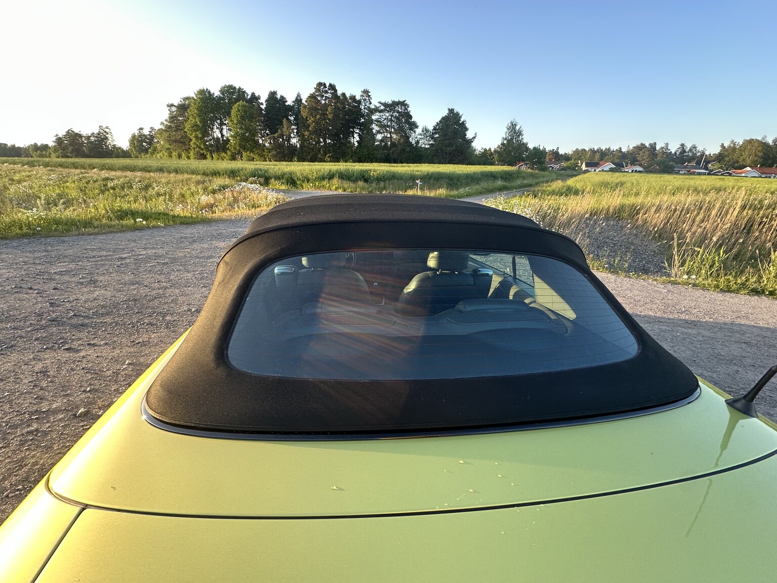 Exterior image of 2004 SAAB 9.3 Aero Convertible 2.0T