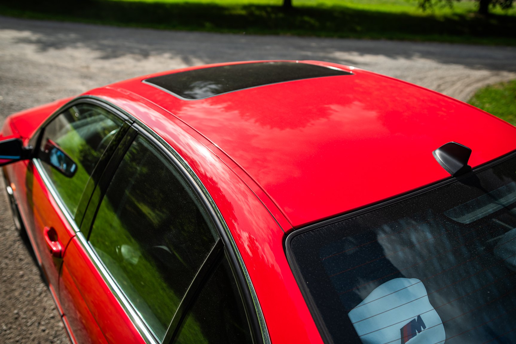 Exterior image of 2001 BMW 330Xi