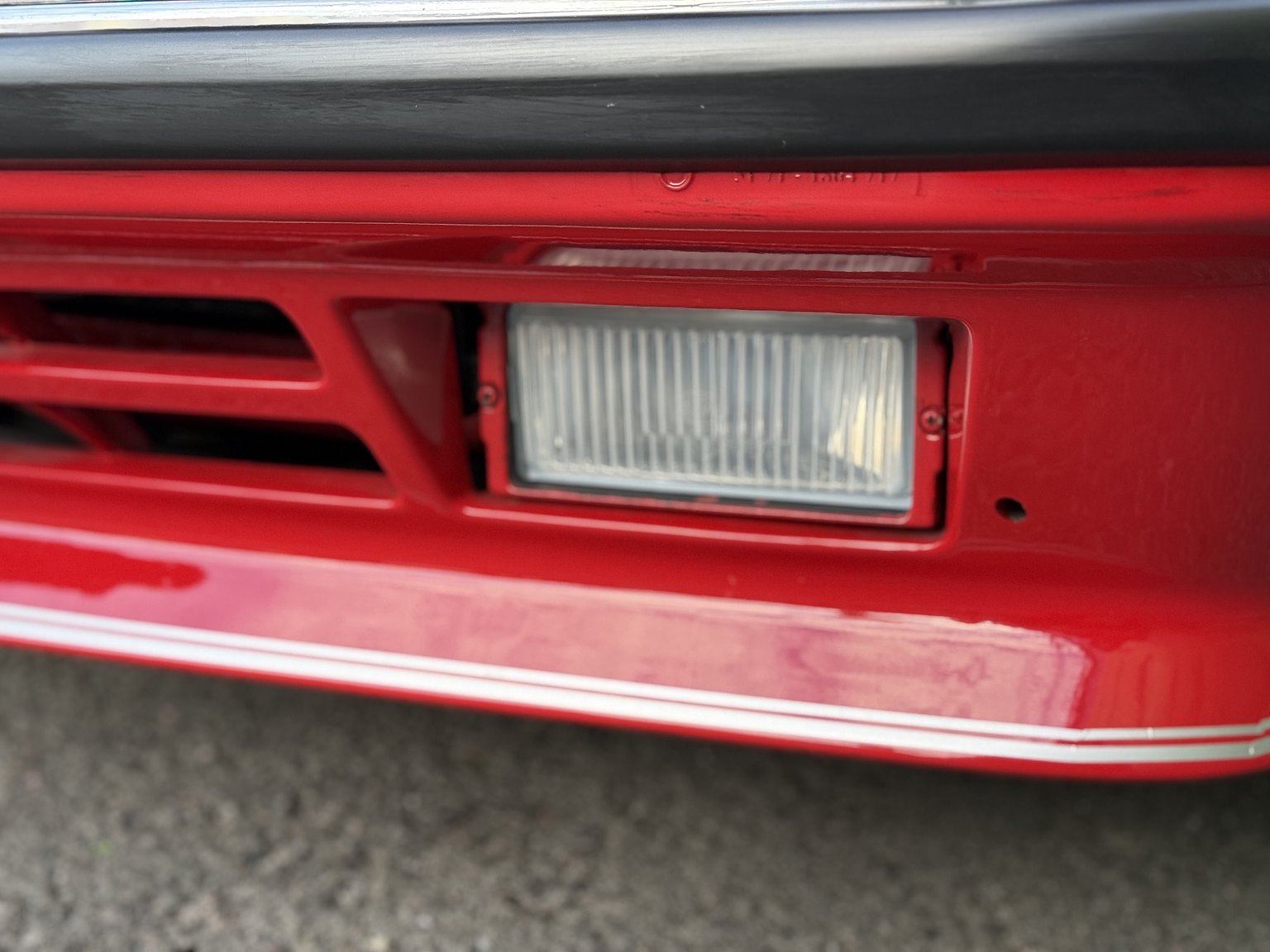 Exteriörbild på 1984 BMW 635CSi