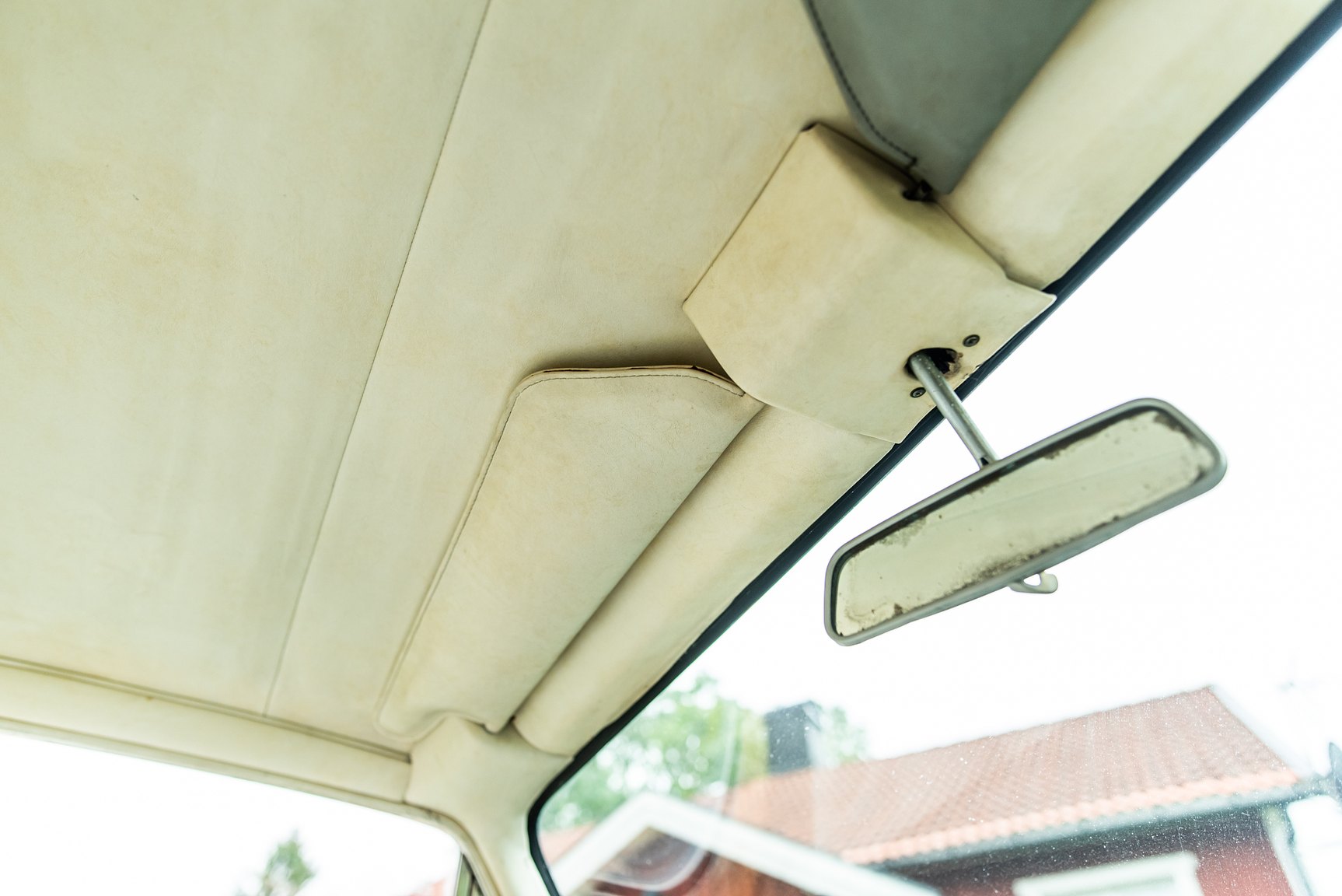 Interior image of 1972 Rolls-Royce Silver Shadow