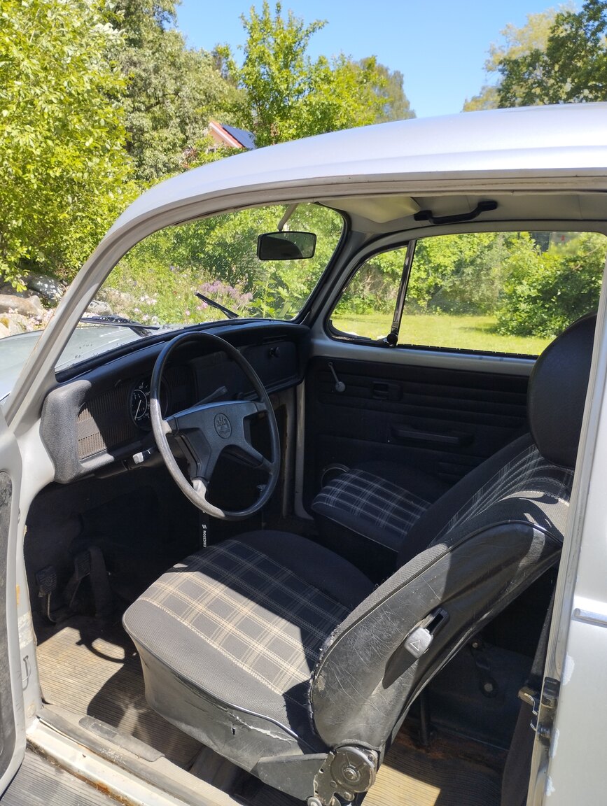 Interior image of 1981 1981 VOLKSWAGEN 