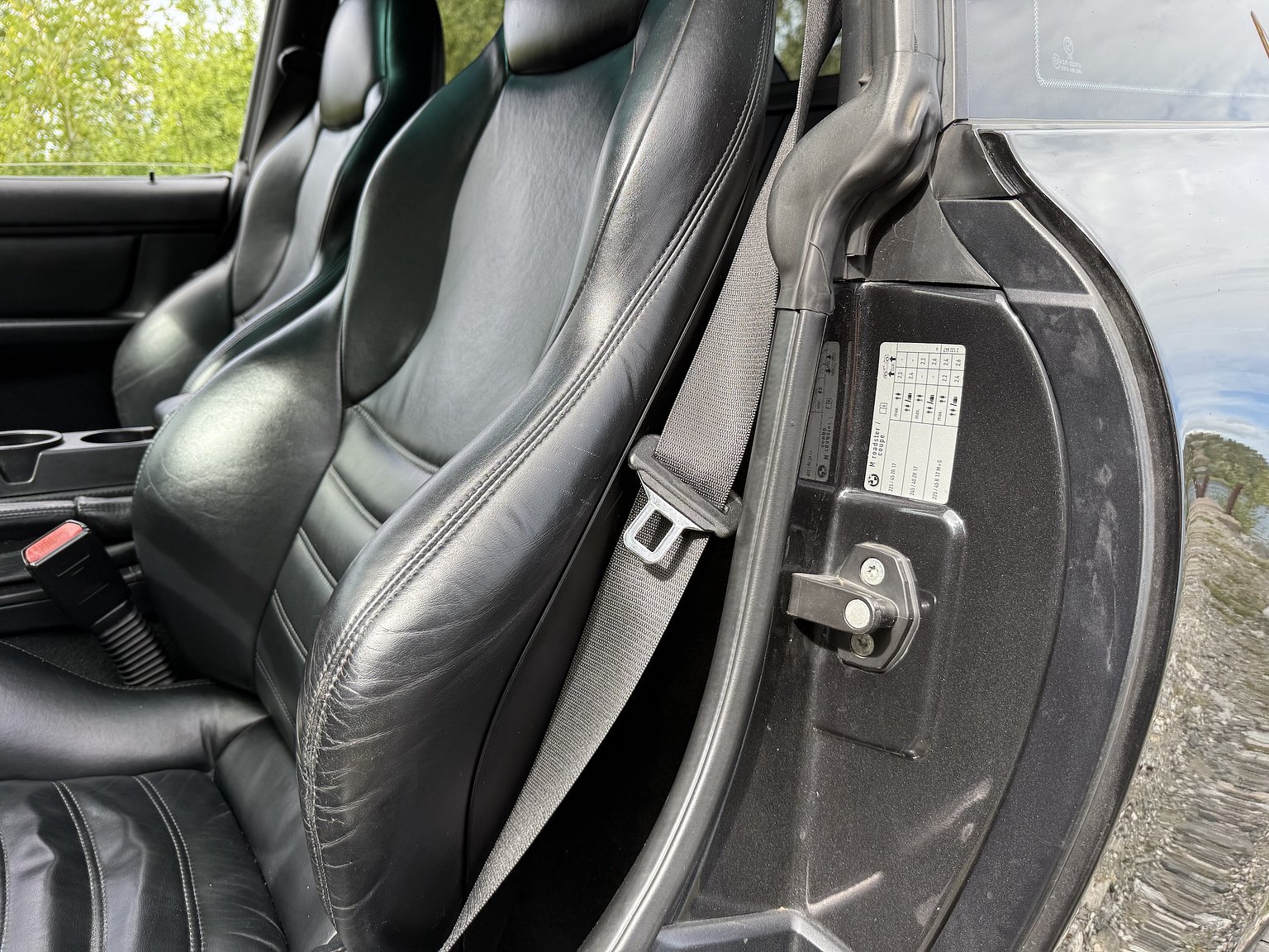 Interior image of 1999 BMW Z3 M Coupé