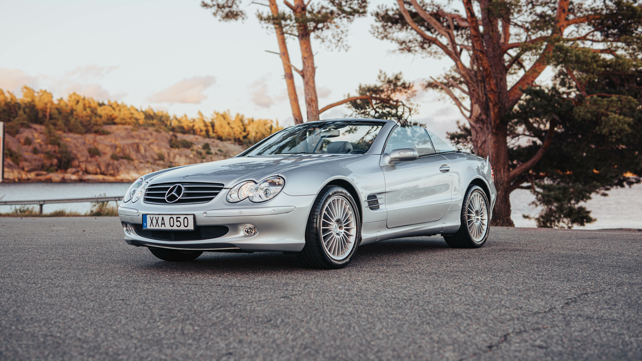 Exteriörbild på 2006 Mercedes Benz SL350 (3)