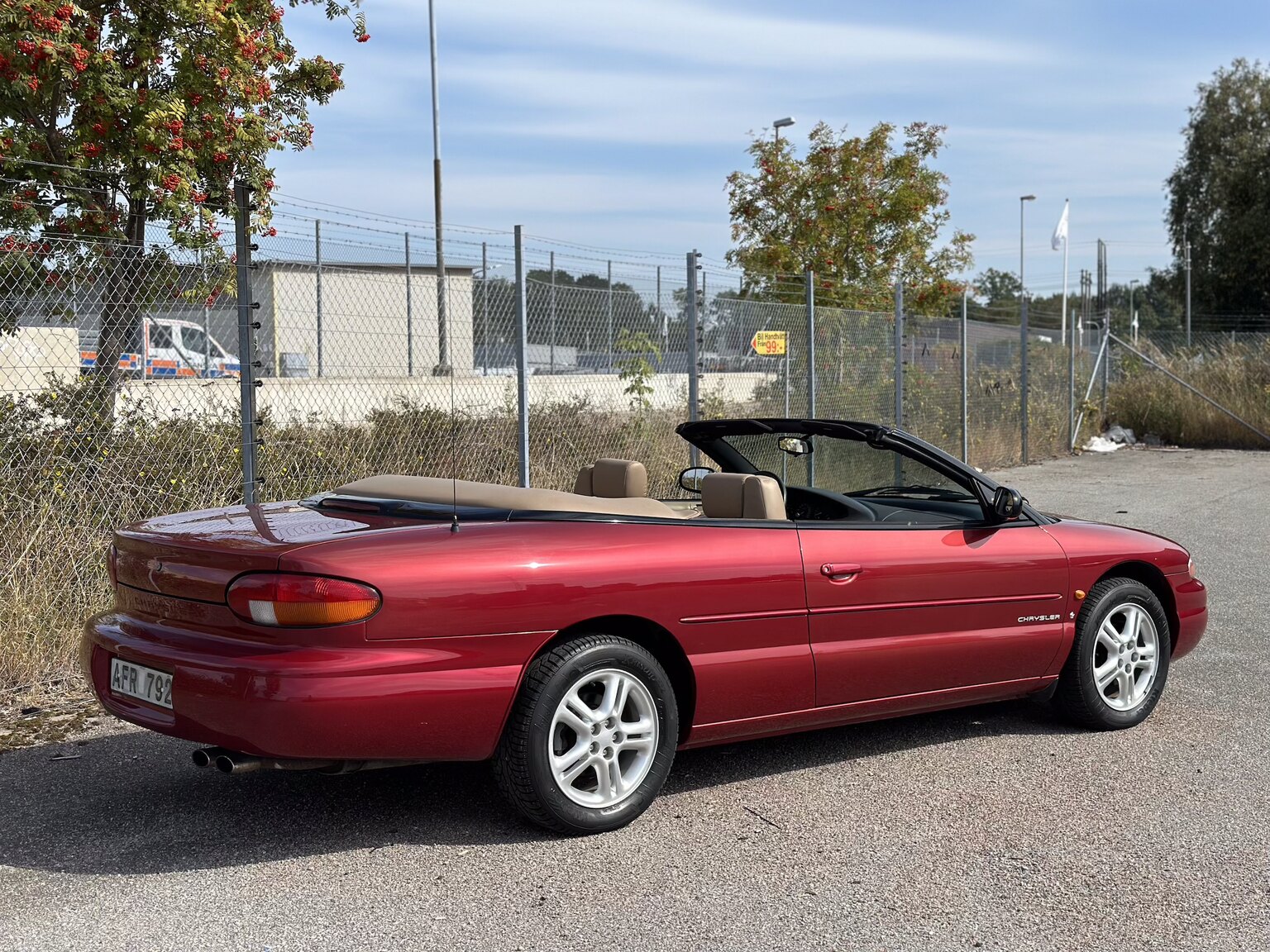 Aussenfoto 1996 Chrysler Stratus Cabriolet