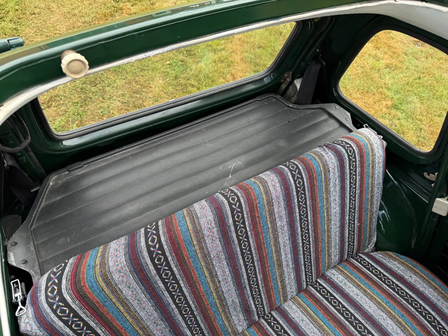 Interior image of 1970 Renault 4 (39)